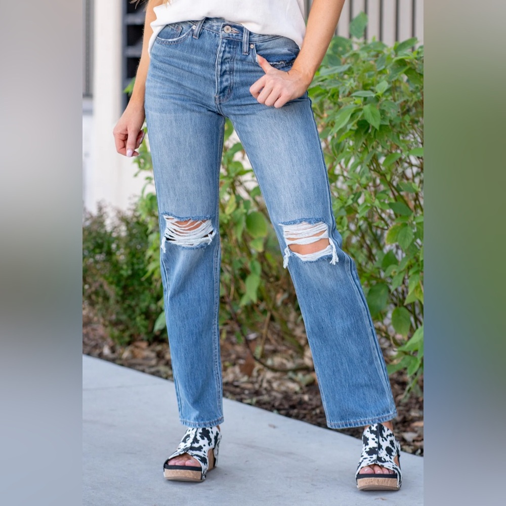 KanCan women's Relaxed Fit Ripped Jeans - Classic Blue